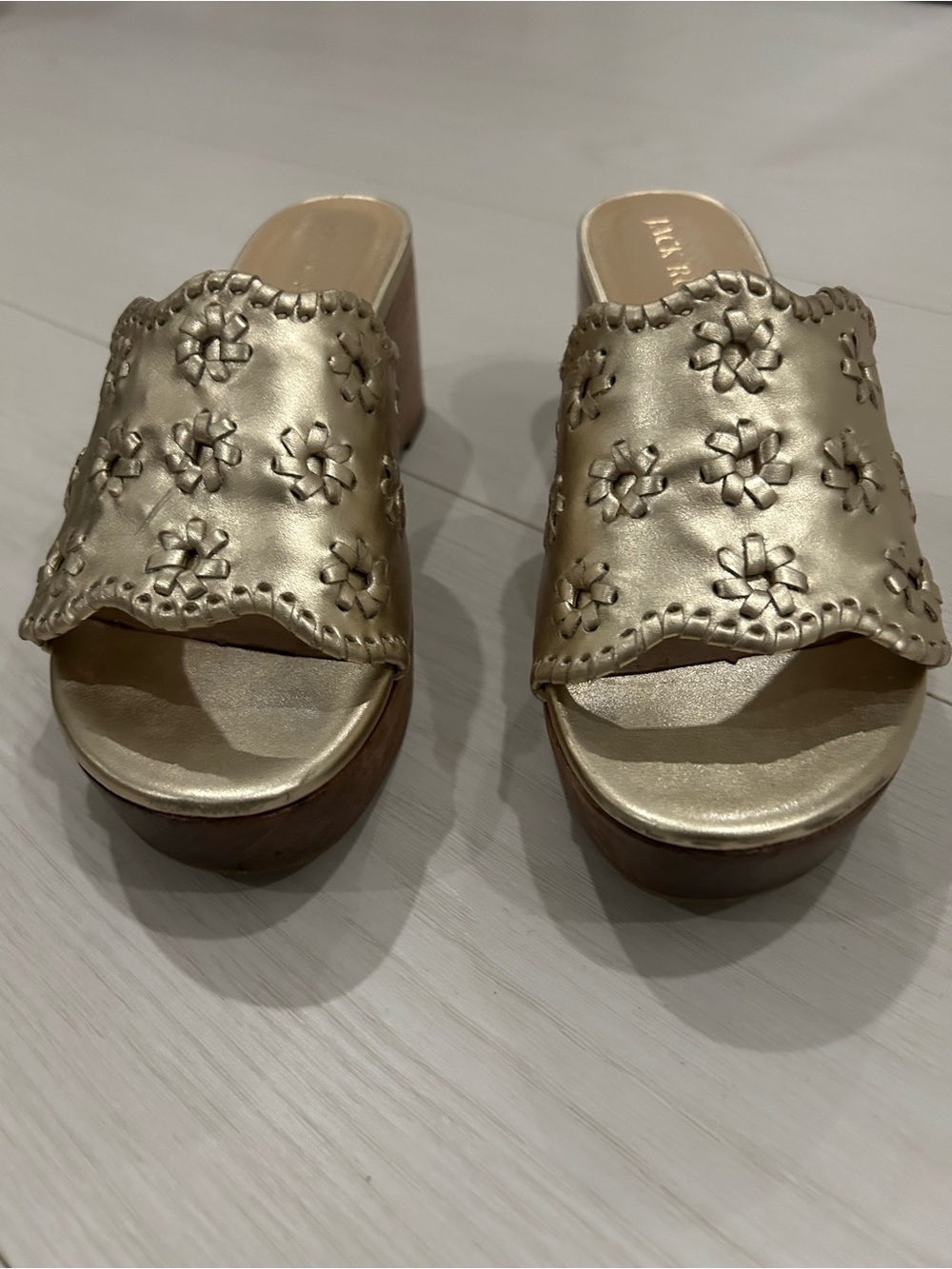 Jack Rogers Rory Wedge Slide Gold Metallic